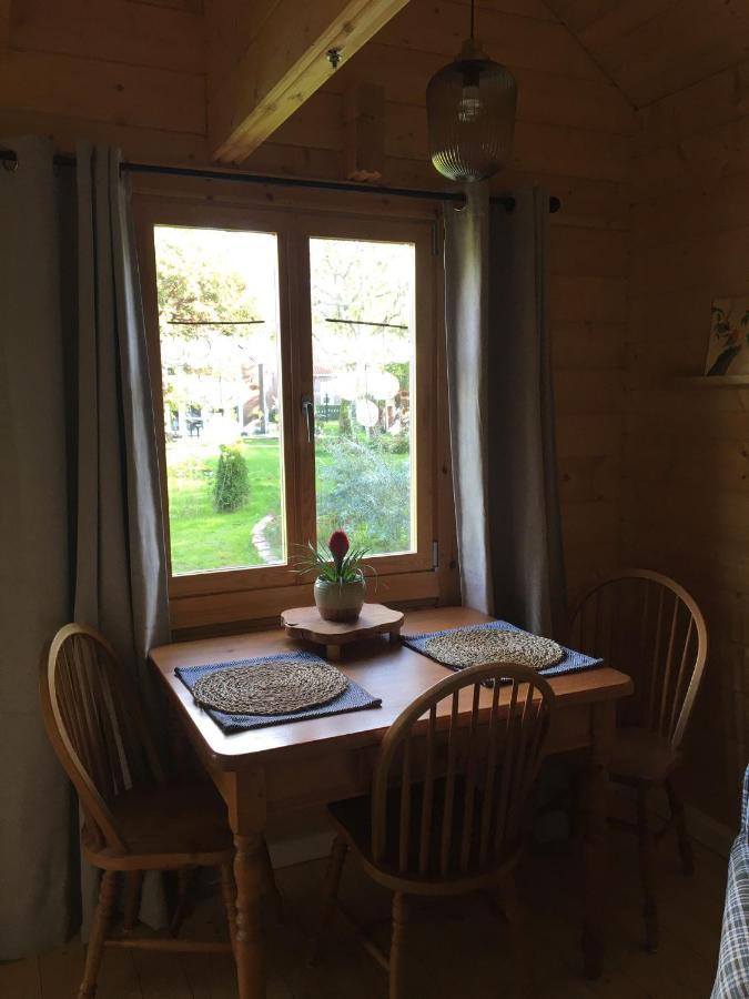 Chalet Ons Oekje Appartement Vrouwenpolder Buitenkant foto